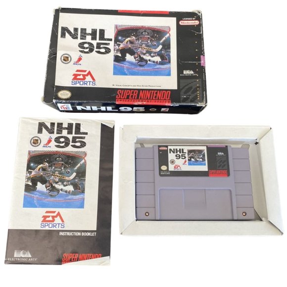 NHL 95 Super Nintendo SNES Game With Box and Instruction Book - Picture 1 of 7